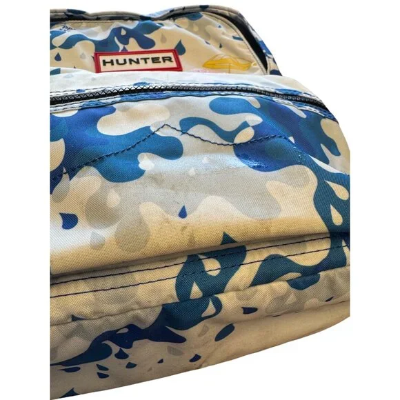 Hunter X Peppa Pig Kids Backpack Blue Camo Rain Print Lightweight  Bag - Picture 11 of 12